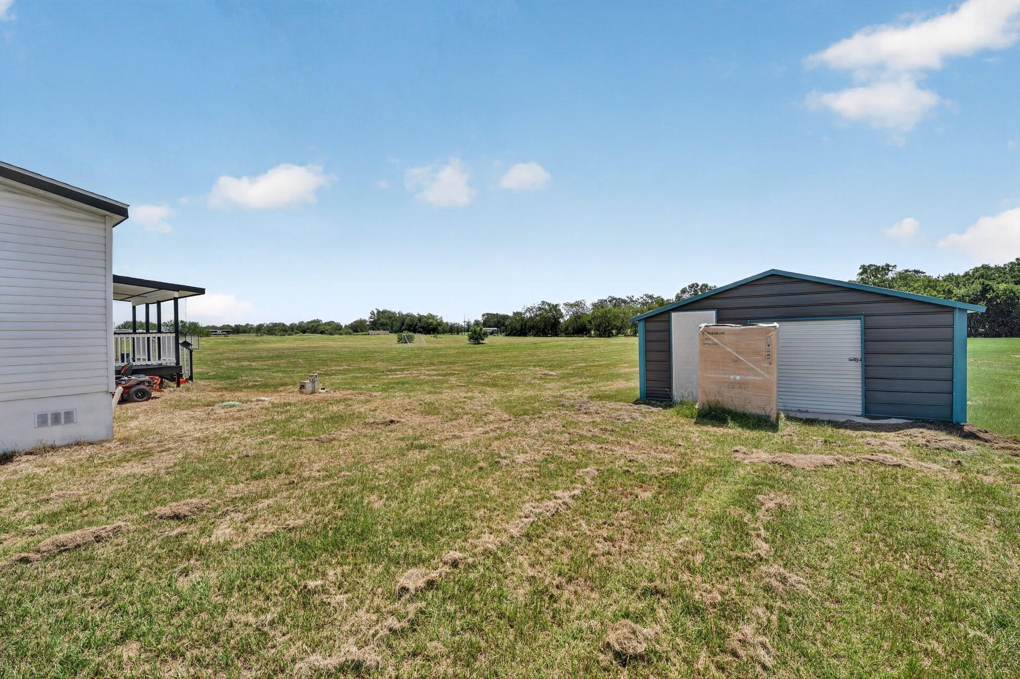 548 Casen St Property Photo 37