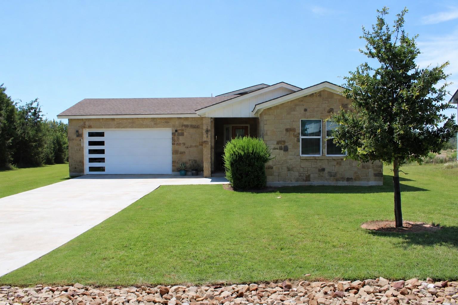 2108 Patriot Dr Property Photo