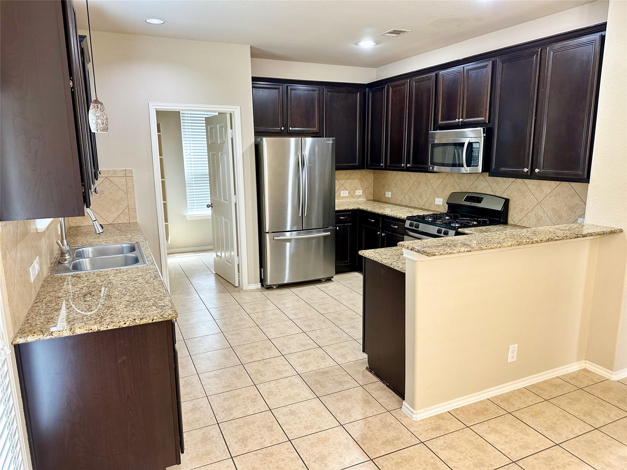 8633 White Ibis Dr Property Photo 6