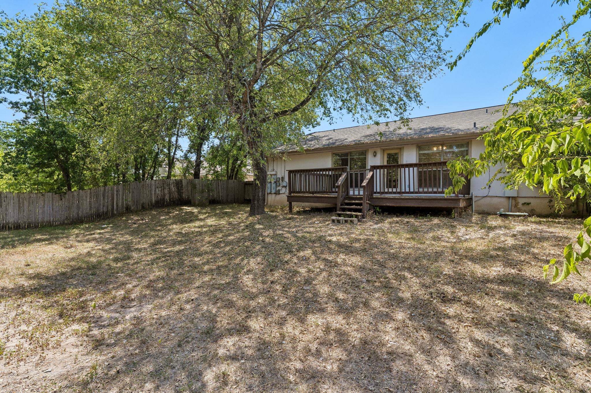 5603 Thunderbird St #b Property Photo 23