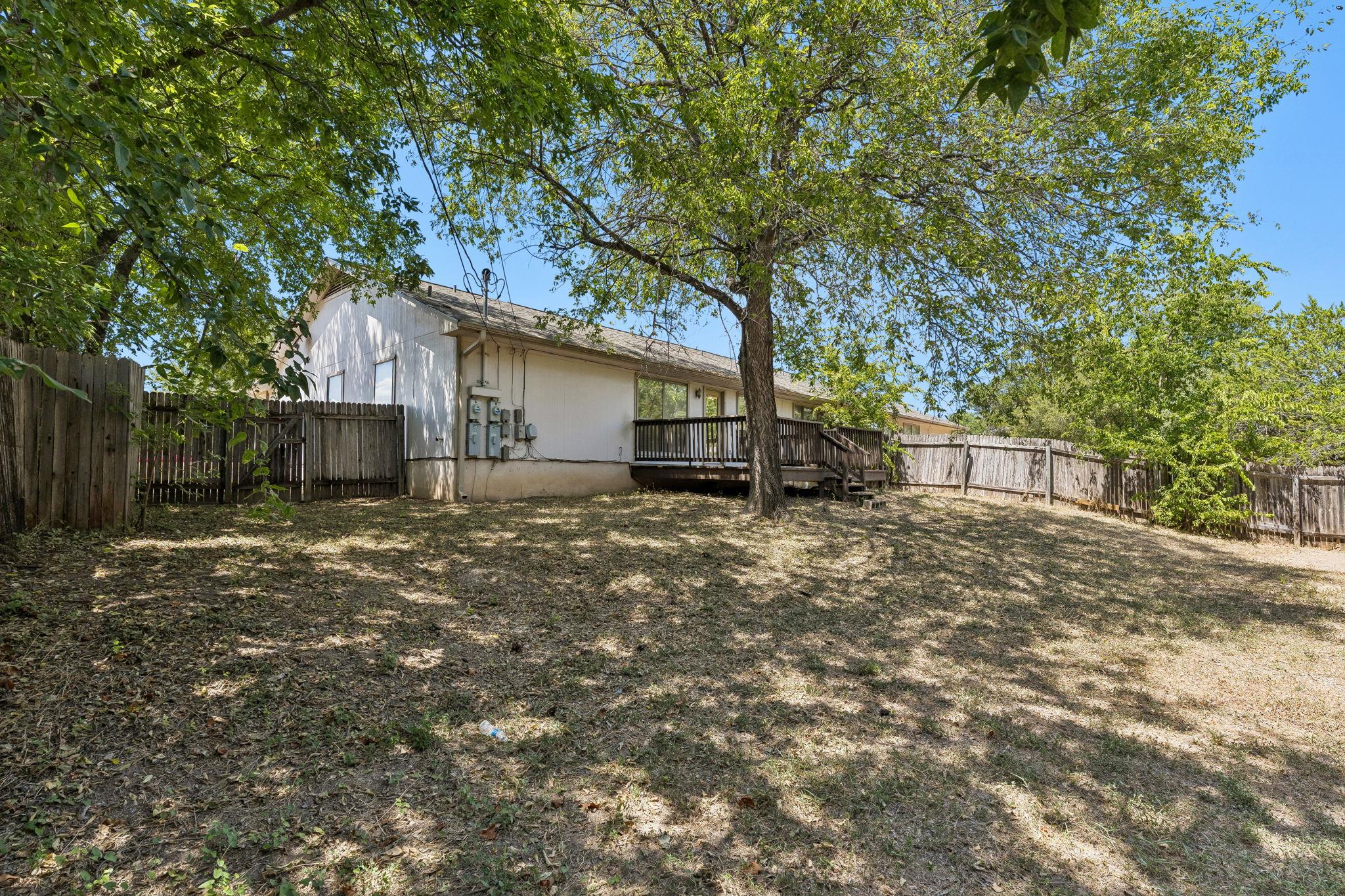 5603 Thunderbird St #b Property Photo 27