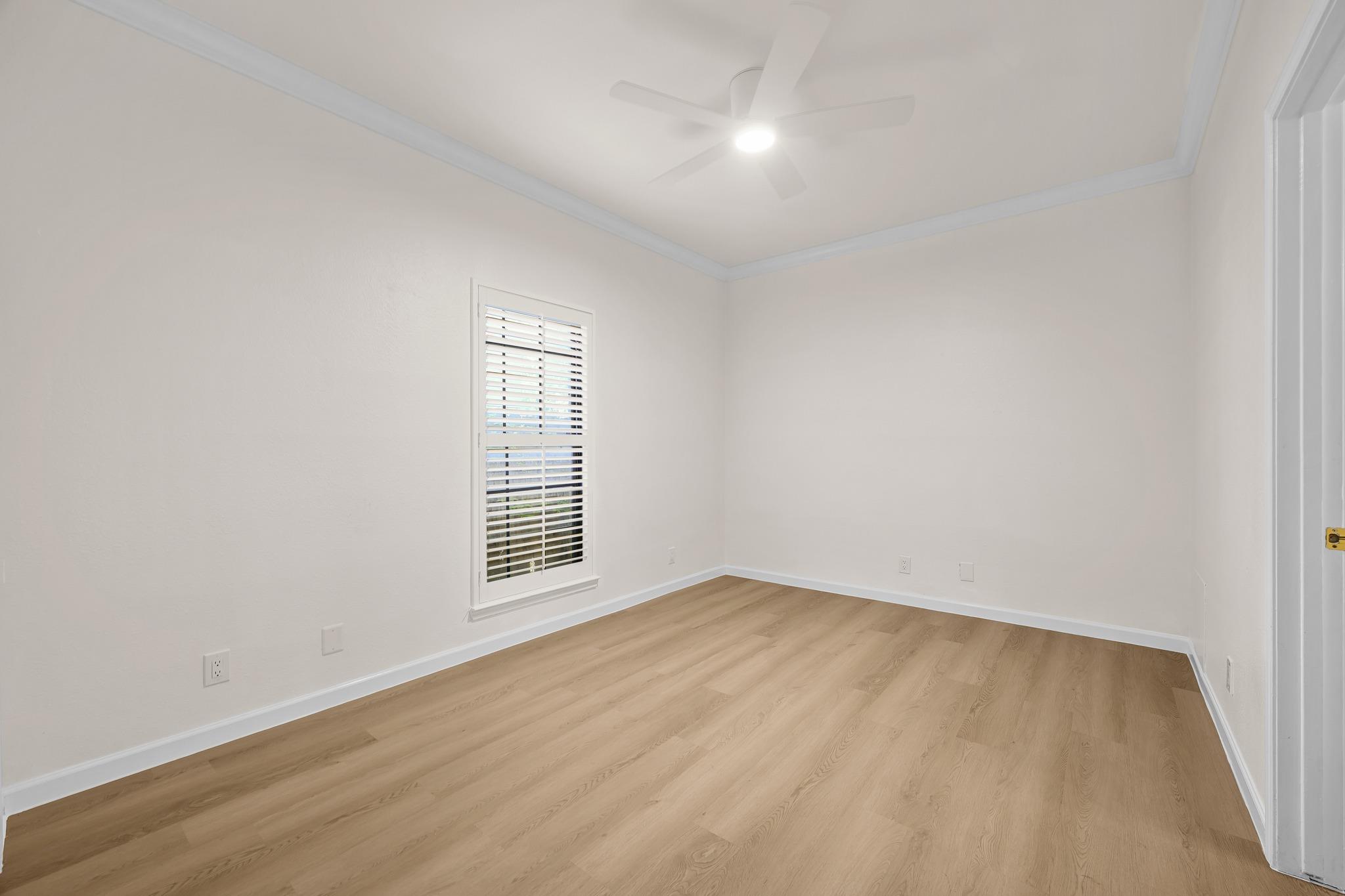 1307 Kinney Ave Property Photo 14