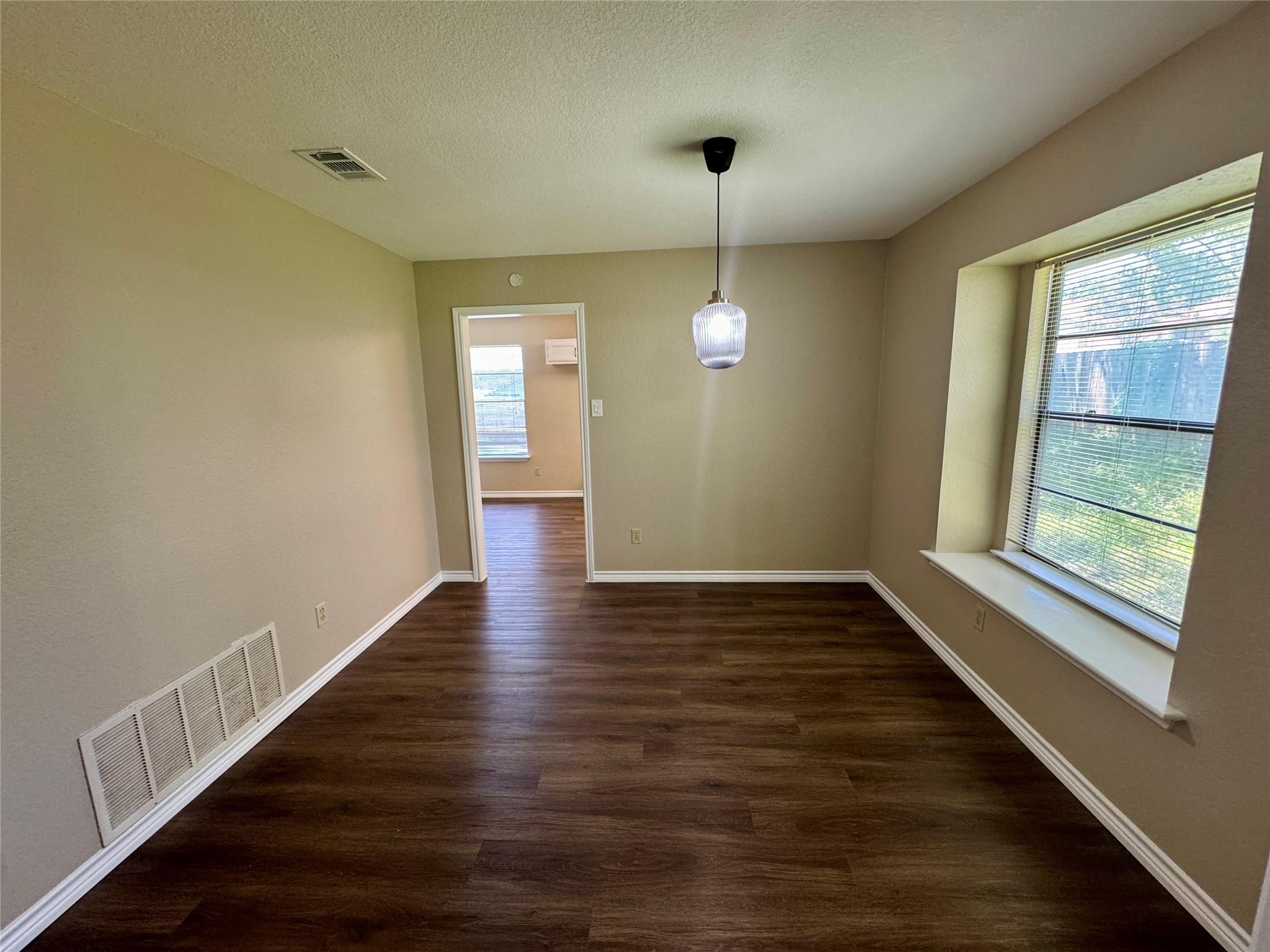 7206 Smokey Hill Rd Property Photo 6