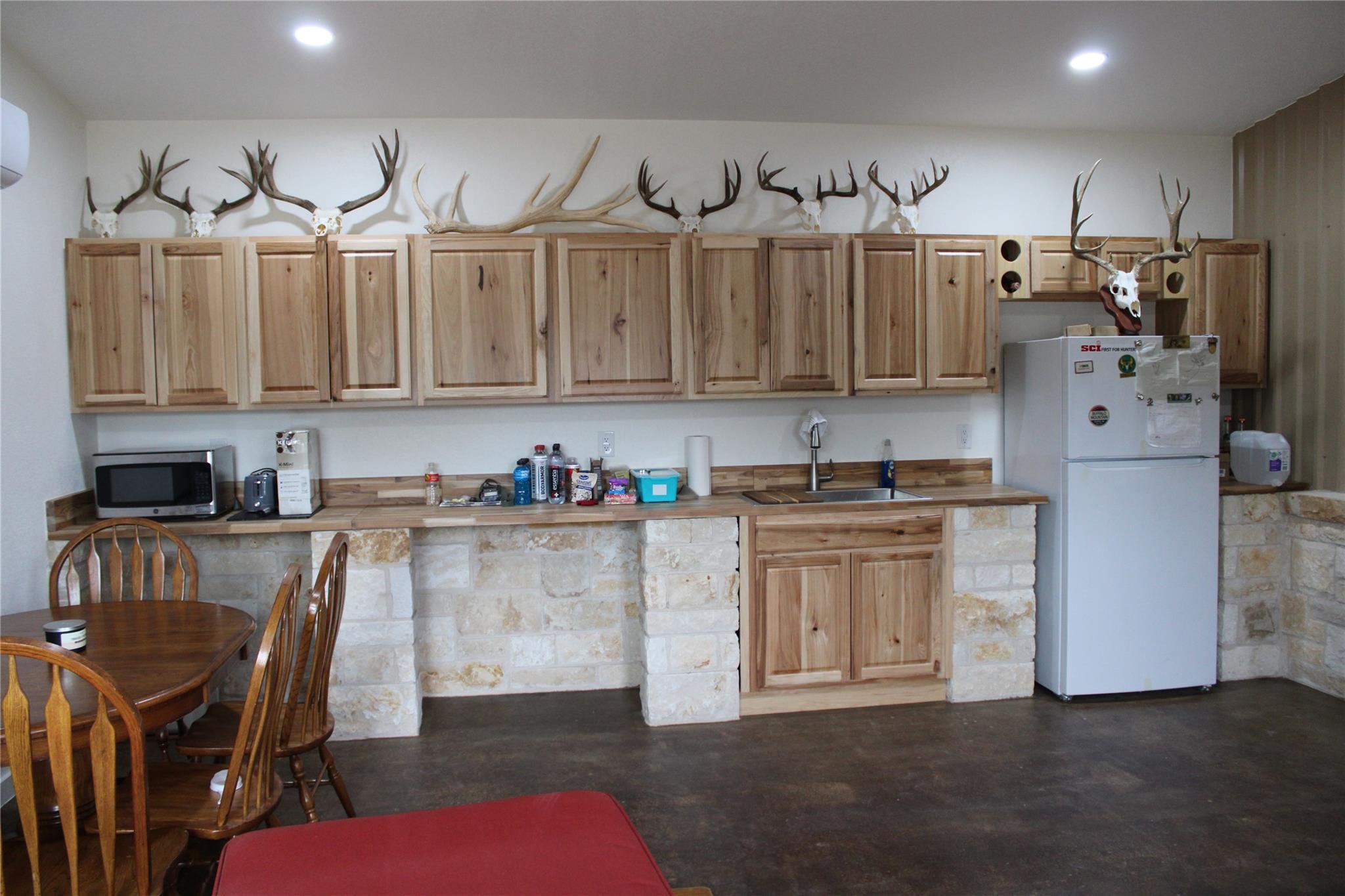 725 Kc 3721 Rd Property Photo 19