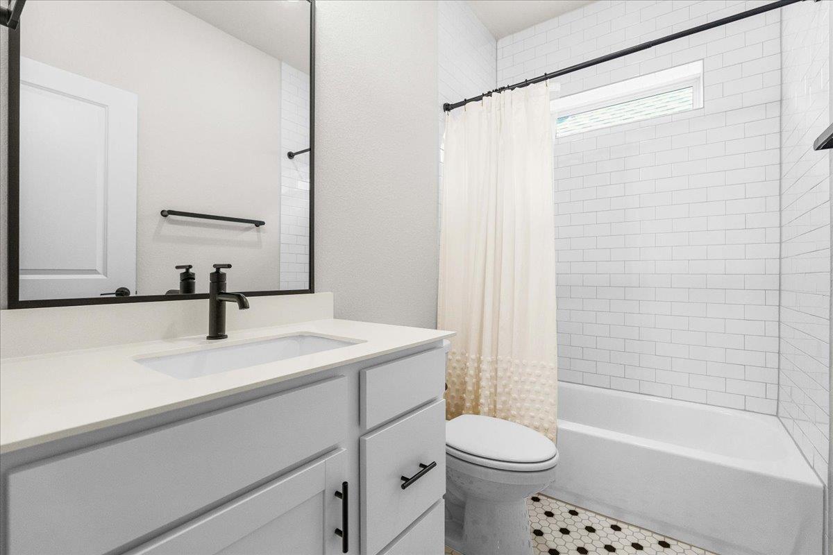 5820 Harper Park Dr #56 Property Photo 26