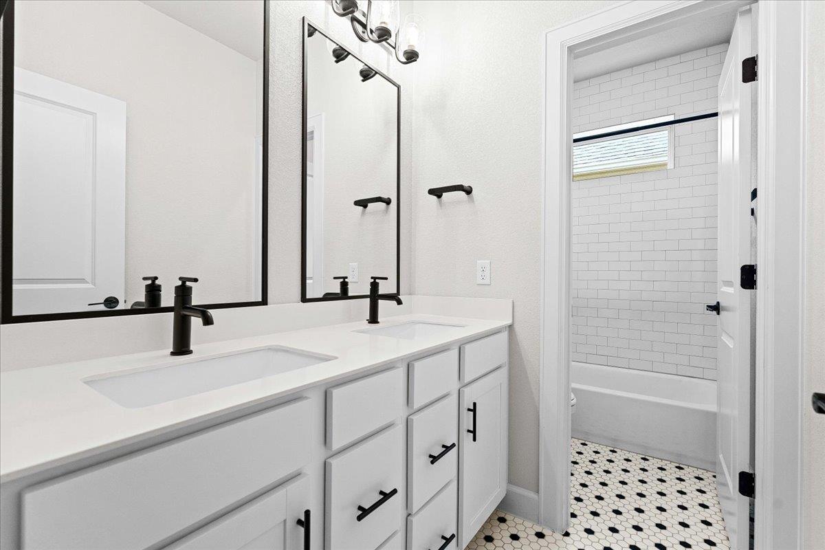5820 Harper Park Dr #56 Property Photo 30