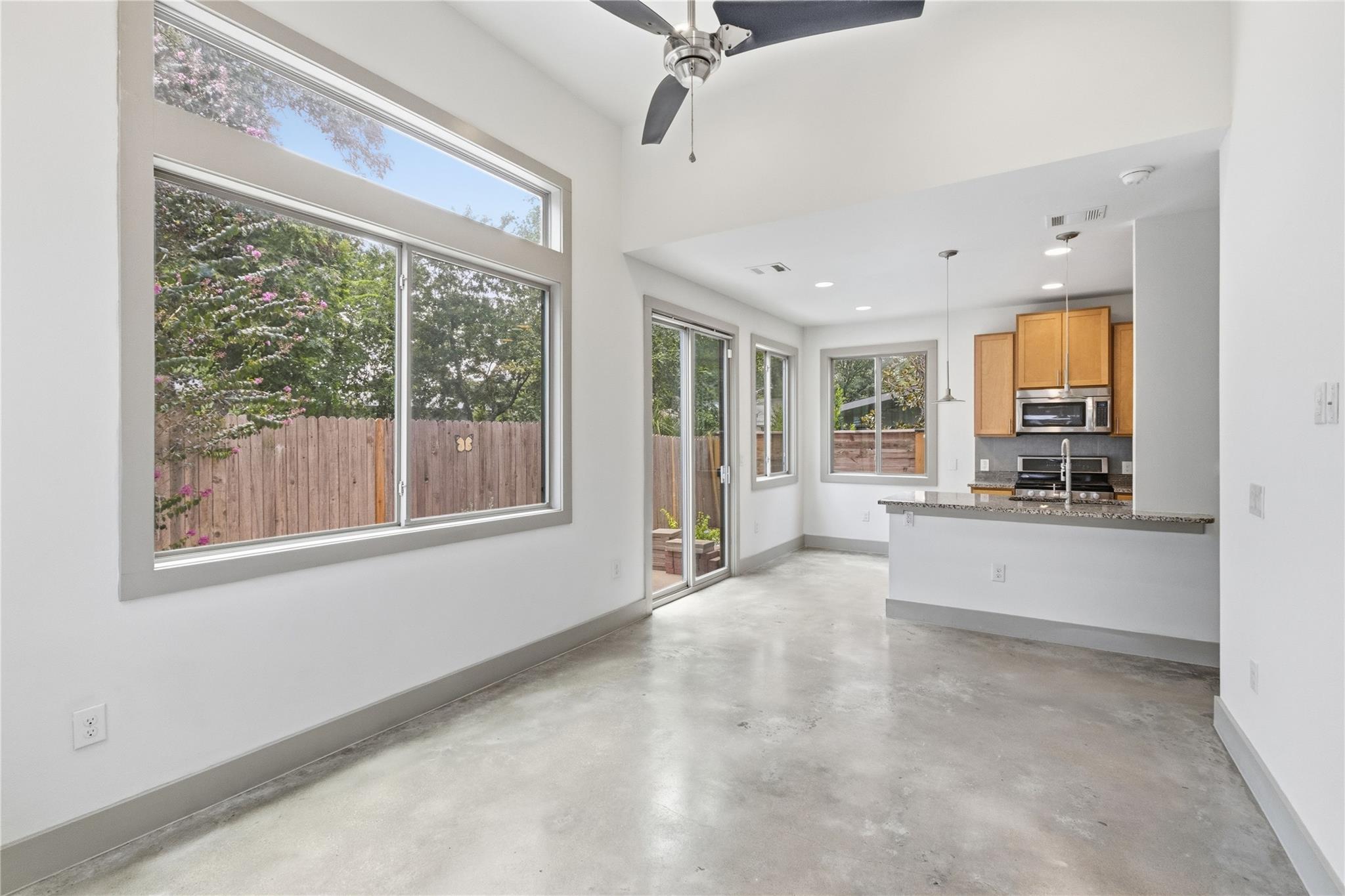 1527 Madison Ave #b Property Photo 6