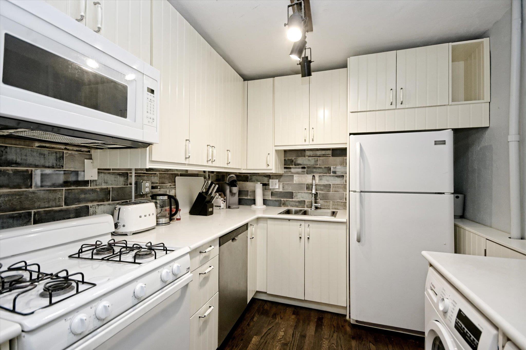 3409 Banton Rd Property Photo 6