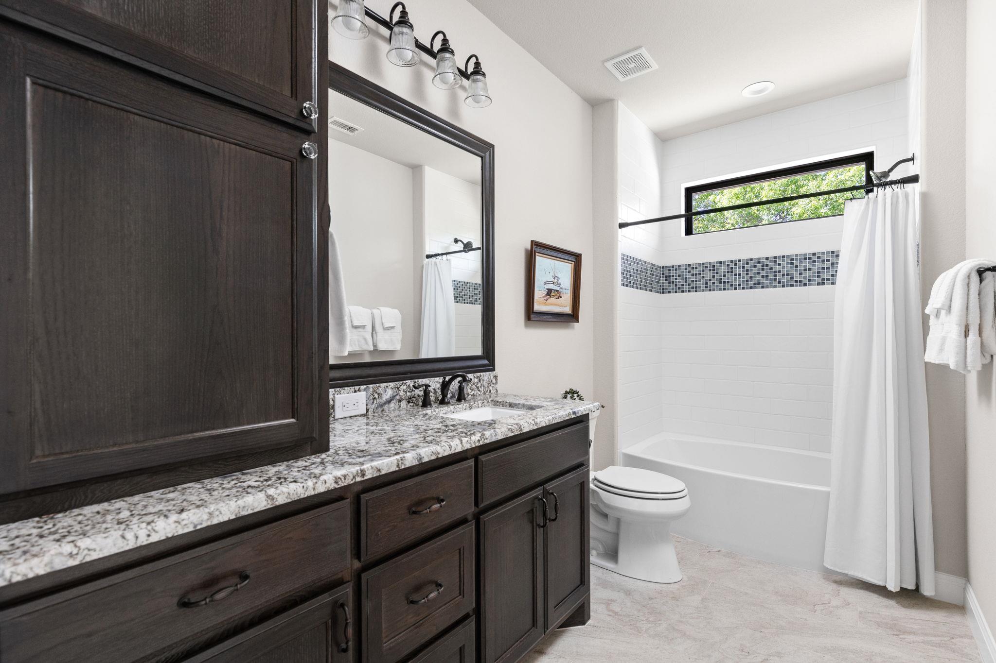18105 Austin Blvd Property Photo 23