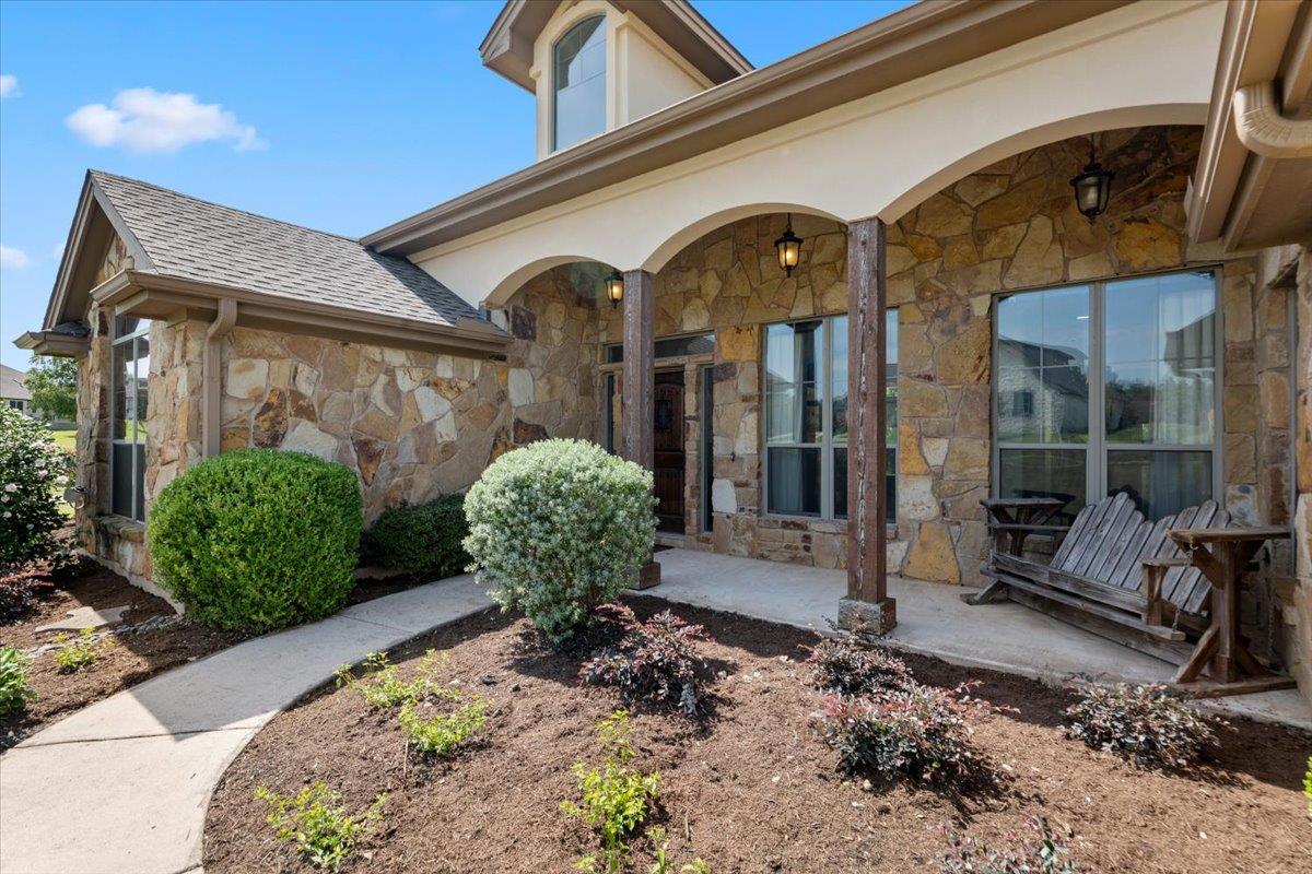 601 Pheasant Mdw Property Photo 4