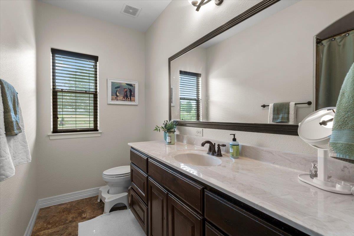 601 Pheasant Mdw Property Photo 26