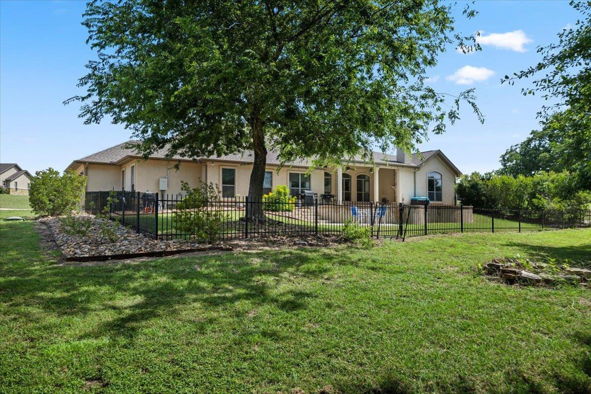 601 Pheasant Mdw Property Photo 40