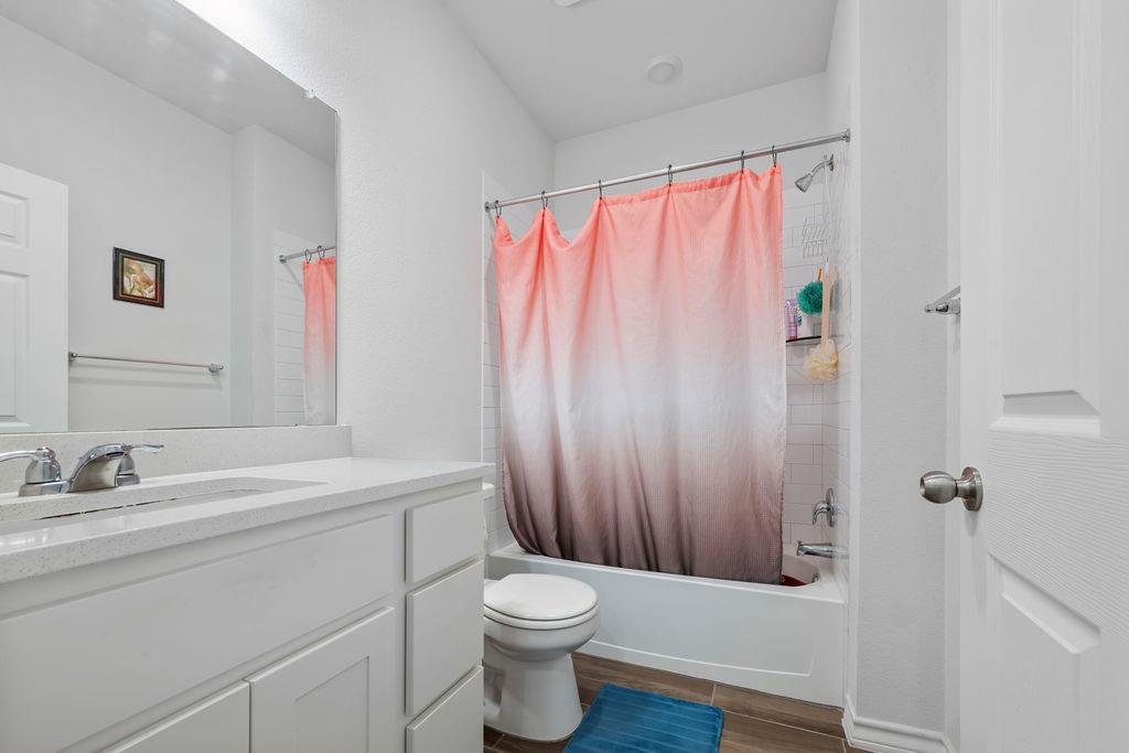 6605 Folsom Ave Property Photo 7
