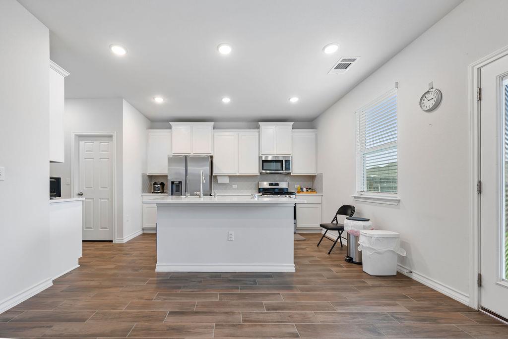 6605 Folsom Ave Property Photo 11
