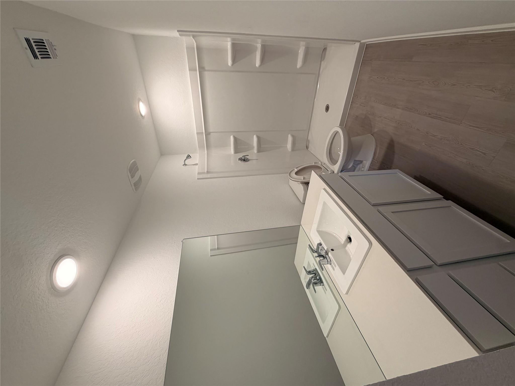 7619 India Star None Property Photo 10