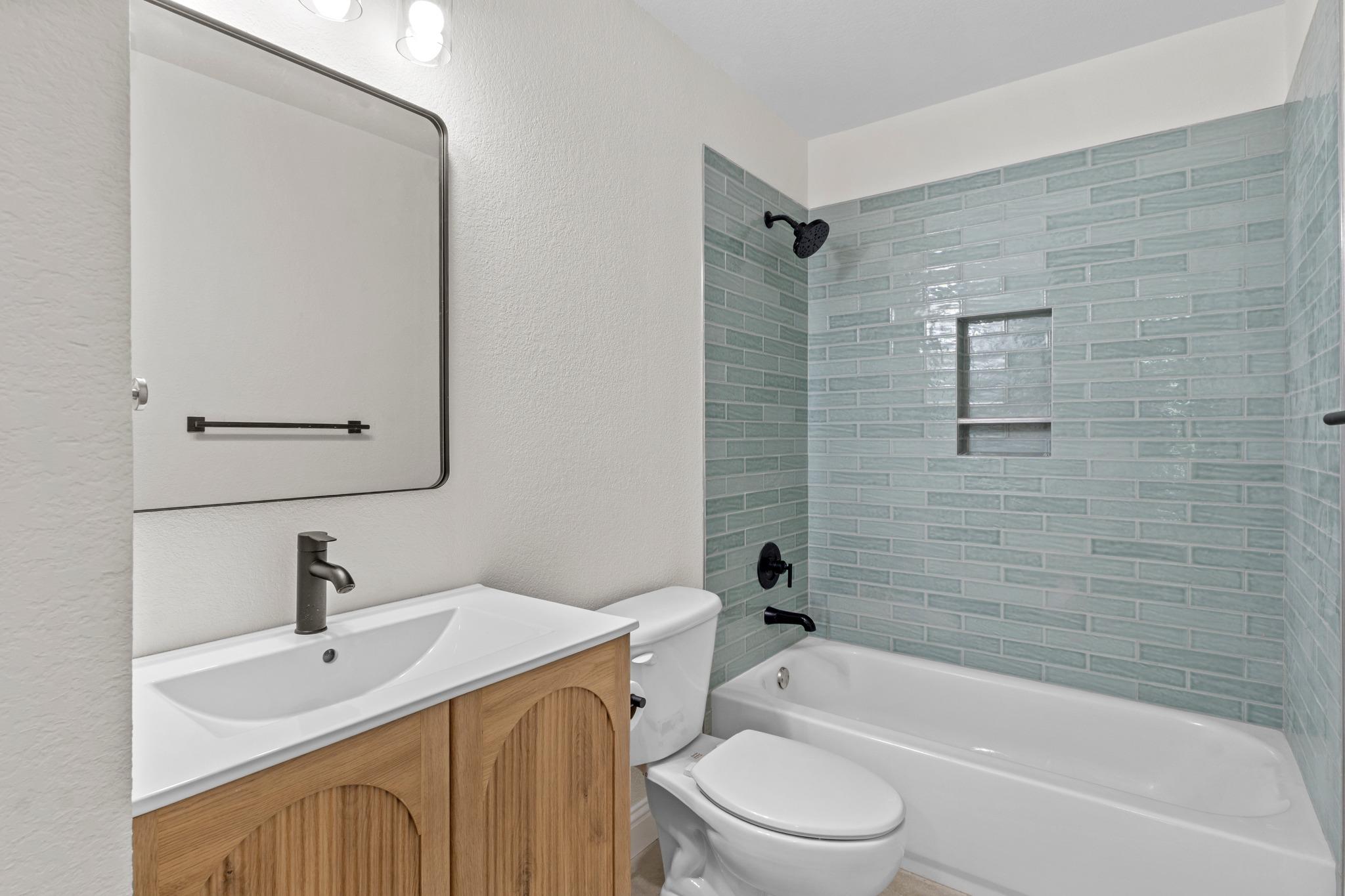 1701 Barrilla St Property Photo 30