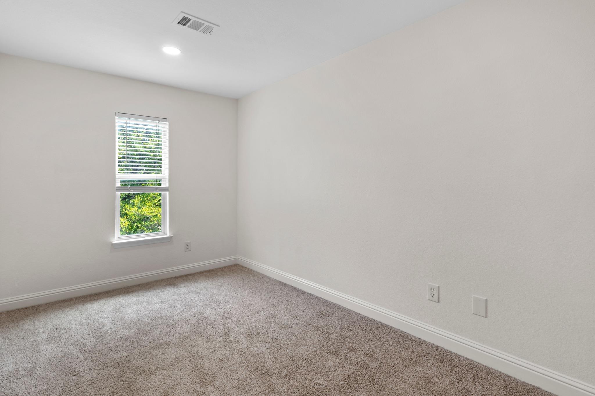 1701 Barrilla St Property Photo 34