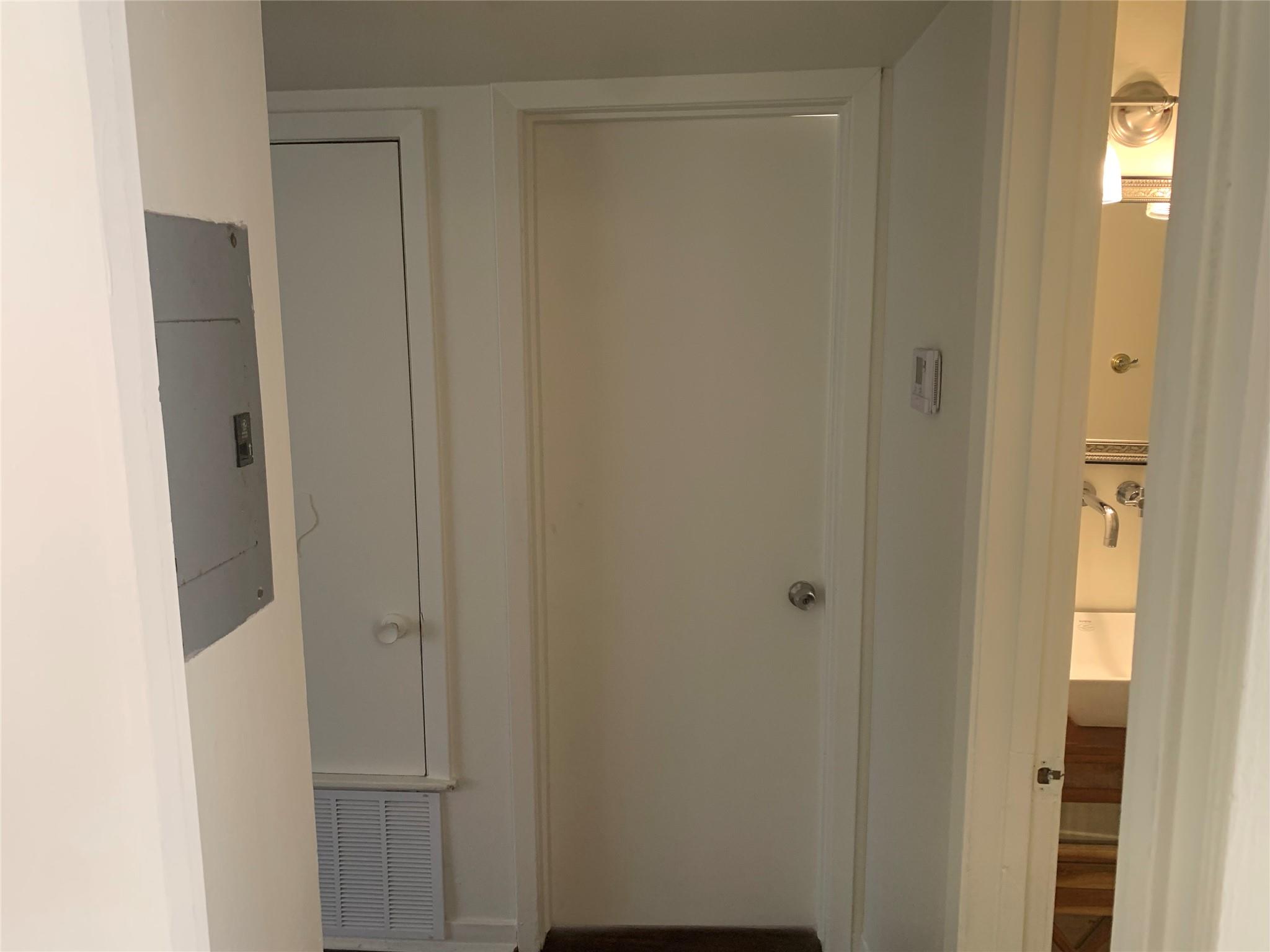 1918 Hearthstone Dr #202 Property Photo 7
