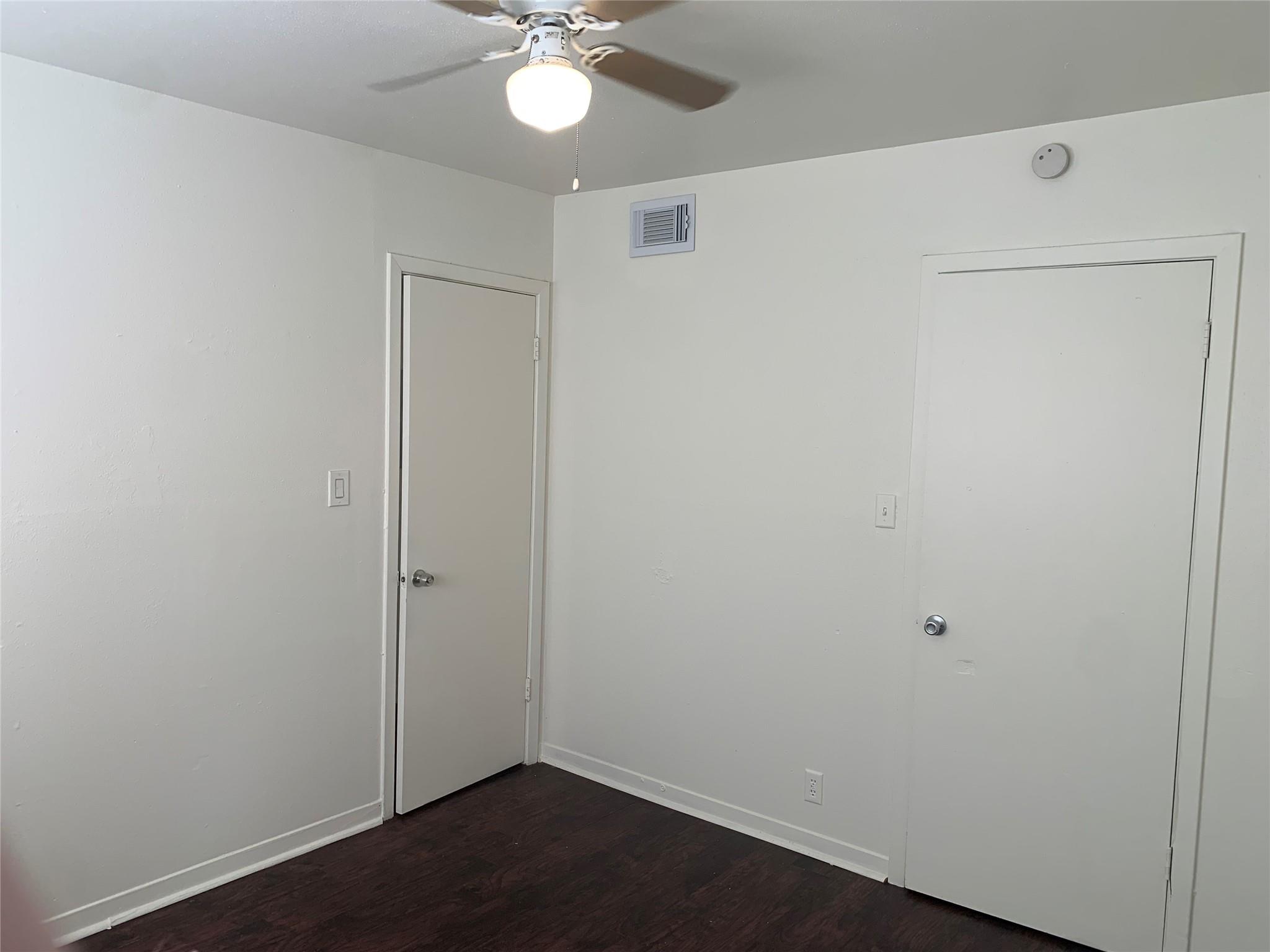 1918 Hearthstone Dr #202 Property Photo 16