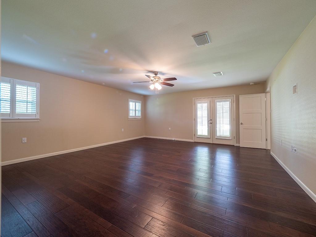11905 Mustang Chase Dr Property Photo 14