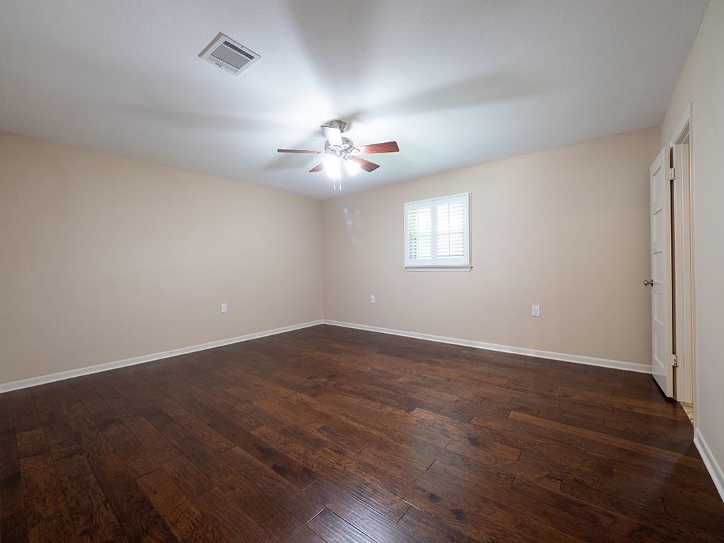 11905 Mustang Chase Dr Property Photo 16