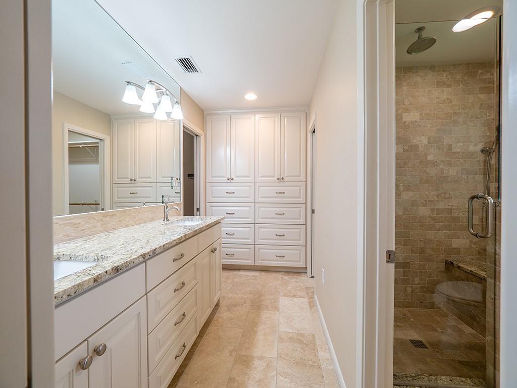 11905 Mustang Chase Dr Property Photo 18