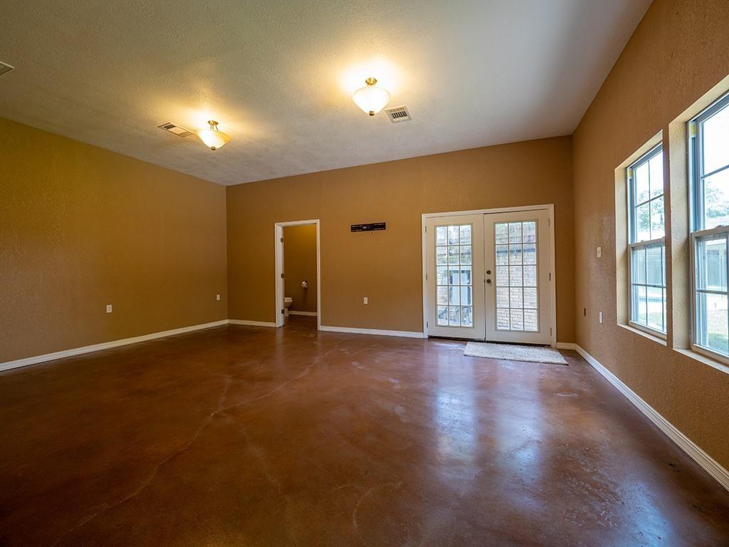 11905 Mustang Chase Dr Property Photo 24