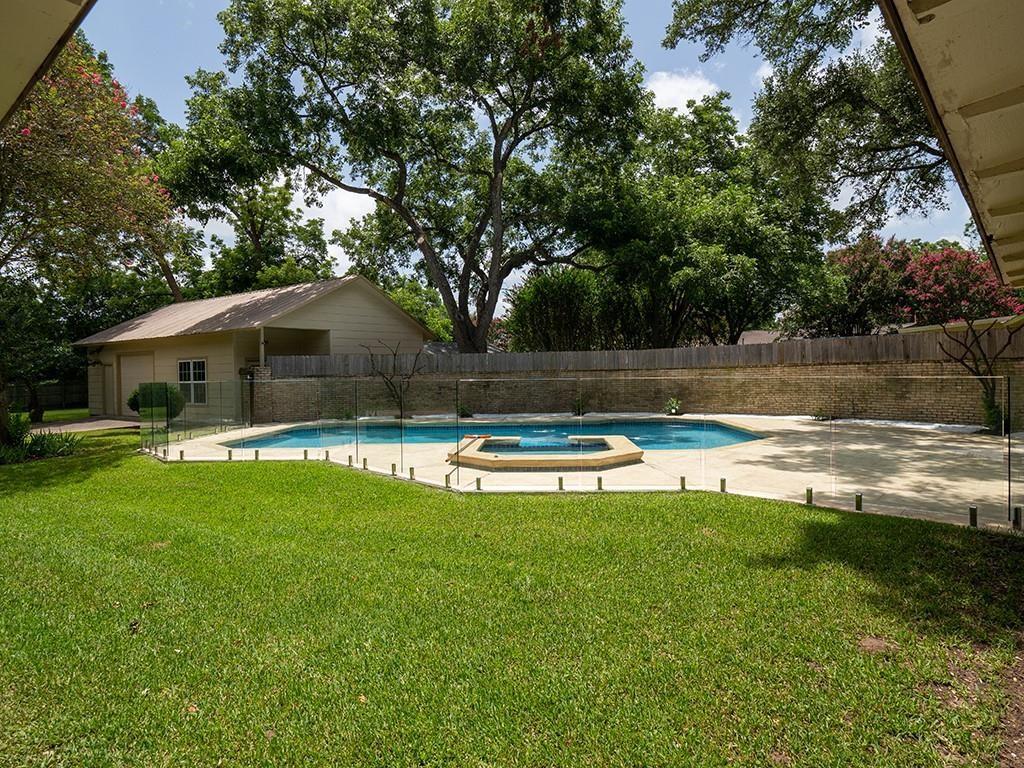 11905 Mustang Chase Dr Property Photo 29