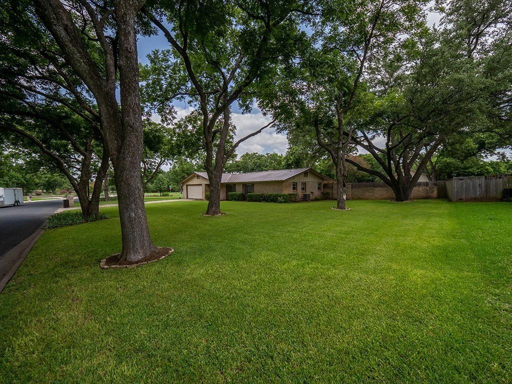 11905 Mustang Chase Dr Property Photo 32