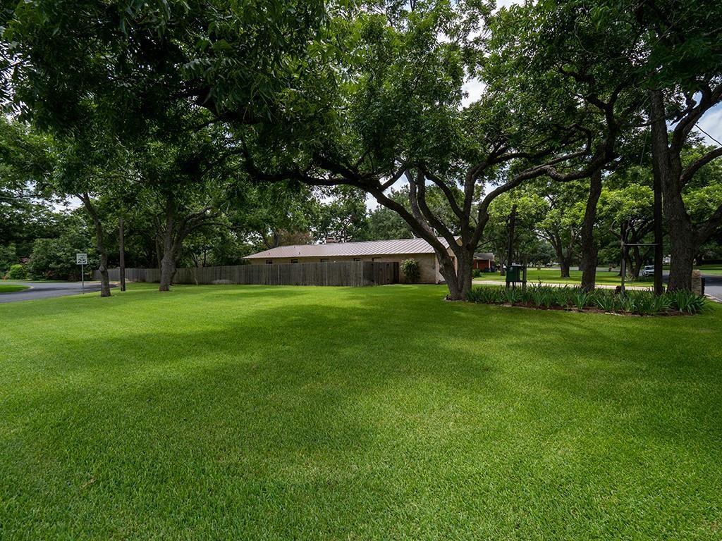 11905 Mustang Chase Dr Property Photo 33