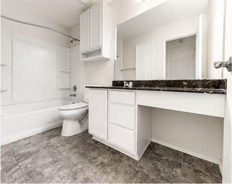 6613 Garden Rose Path Property Photo 17