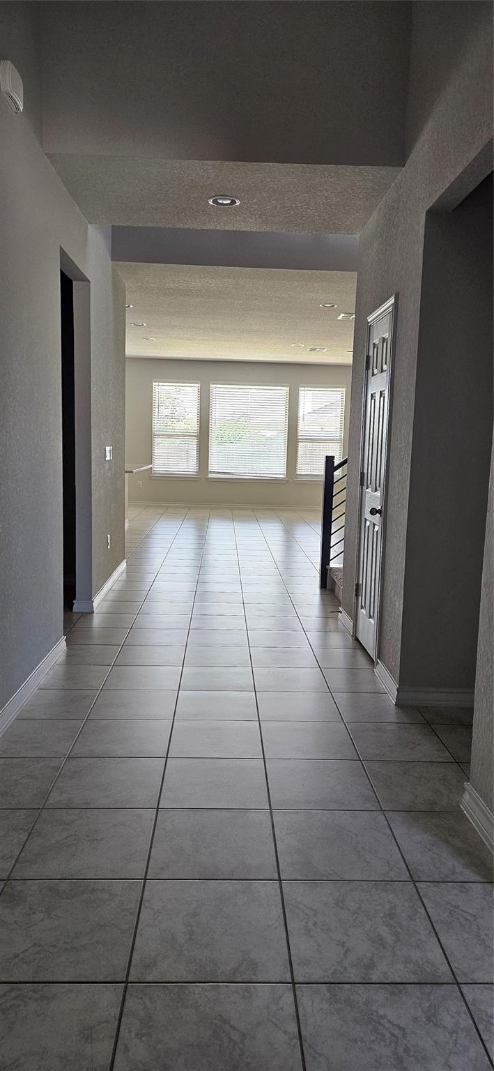 16700 Fresno Cv Property Photo 3