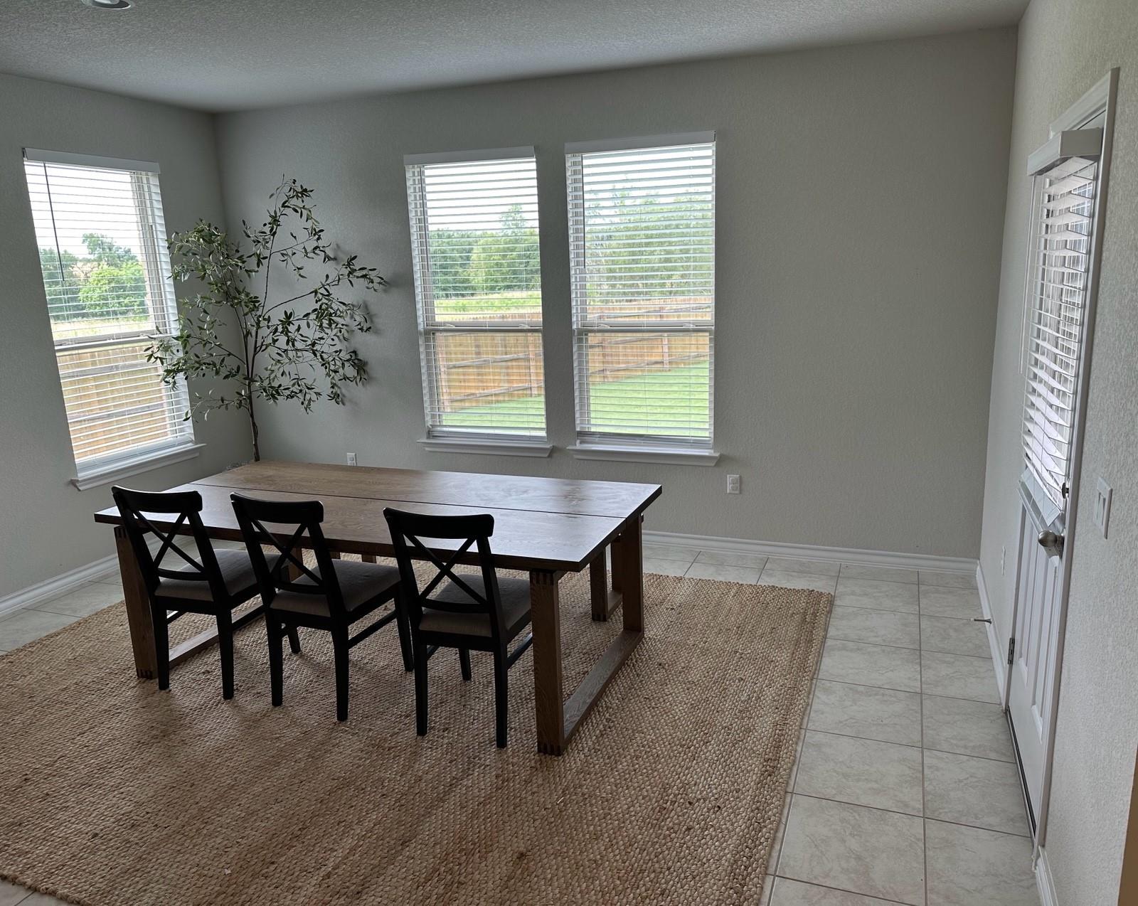 16700 Fresno Cv Property Photo 13