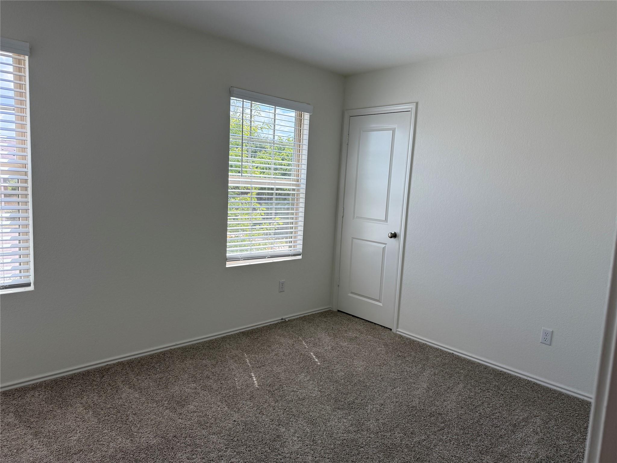 112 Crownover Cv Property Photo 11