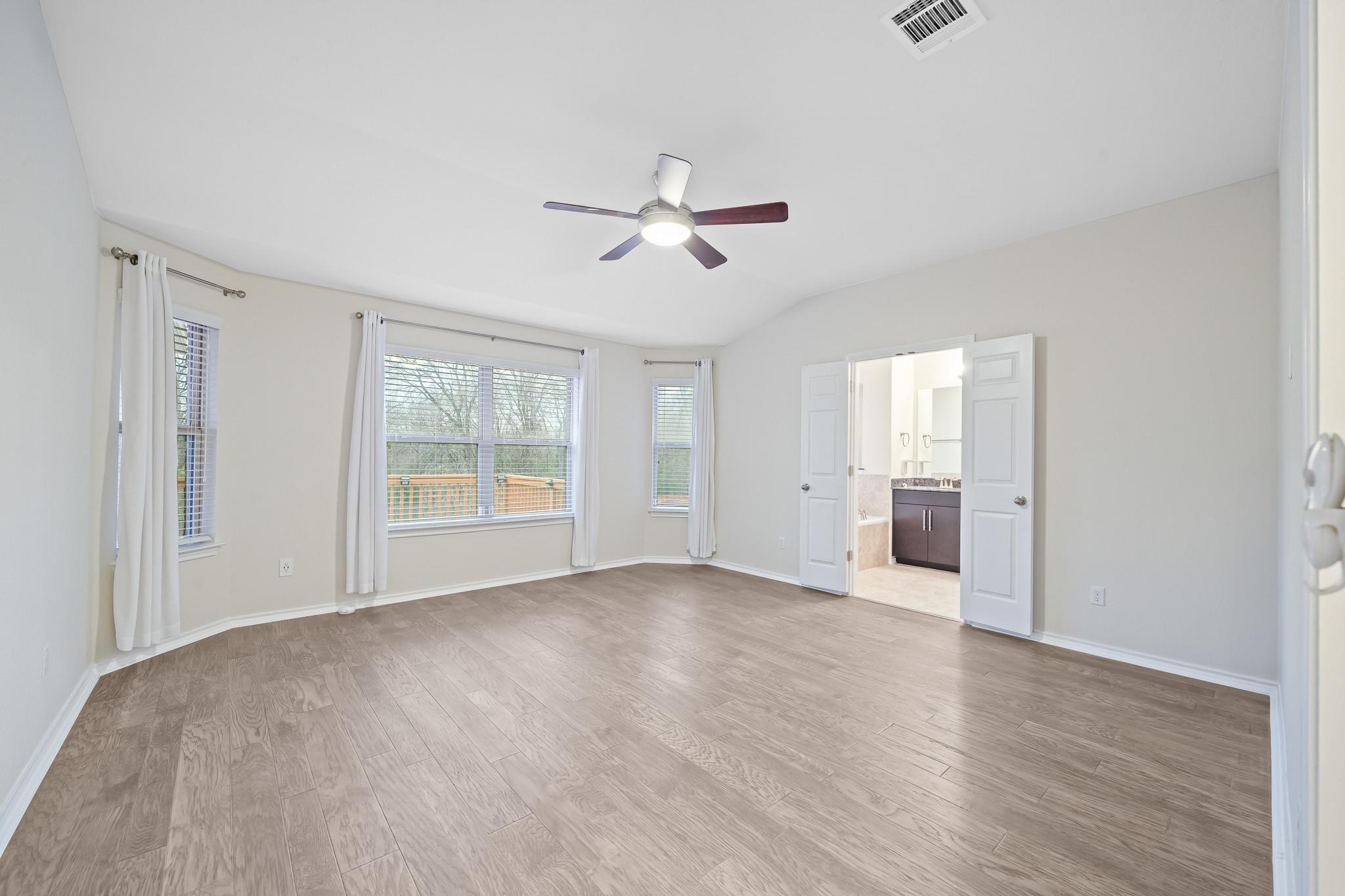 11805 Arran St Property Photo 16