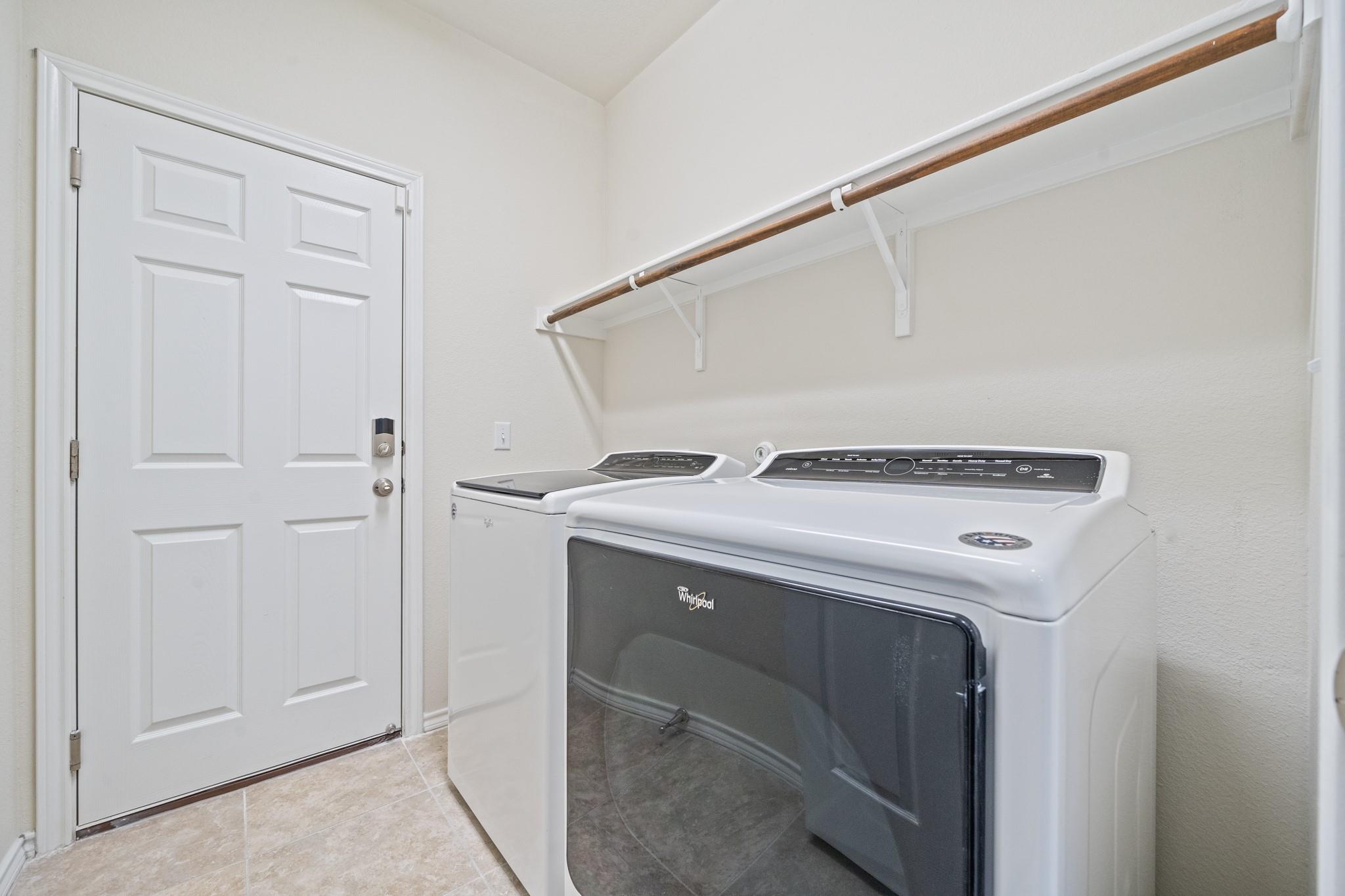 11805 Arran St Property Photo 28