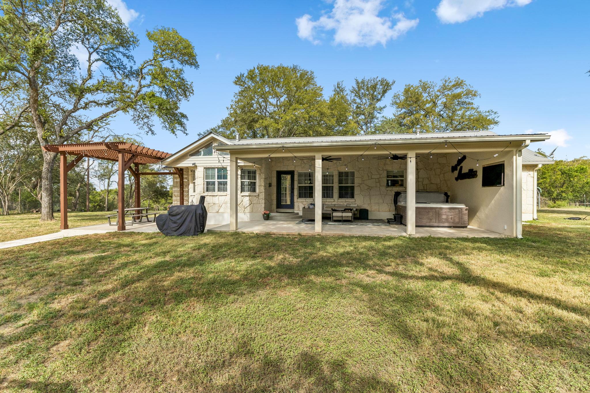 1127 Penion Dr Property Photo 33
