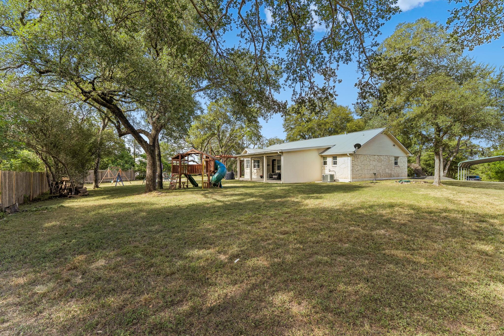 1127 Penion Dr Property Photo 35
