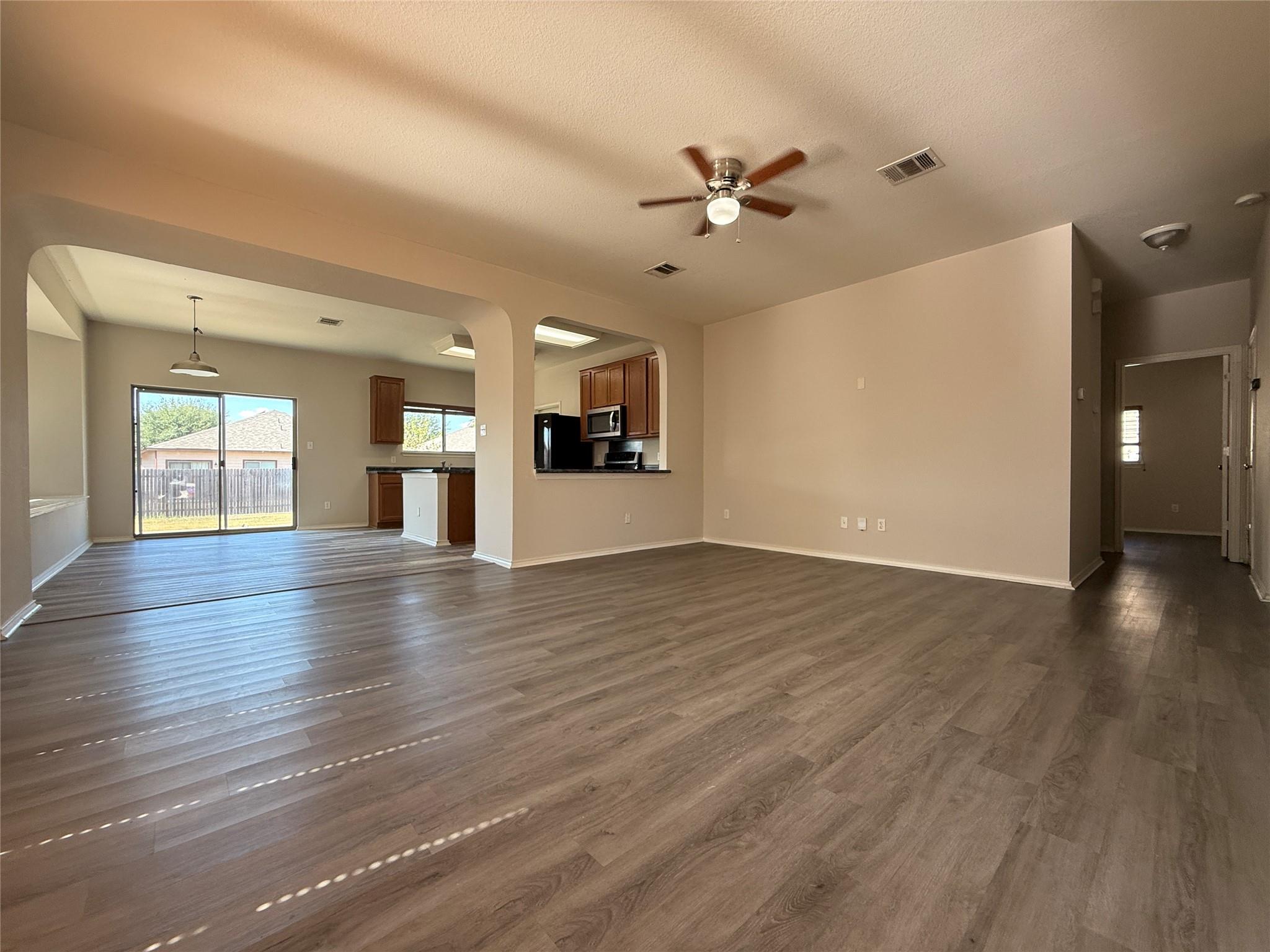1722 E Mesa Park Cv Property Photo 6