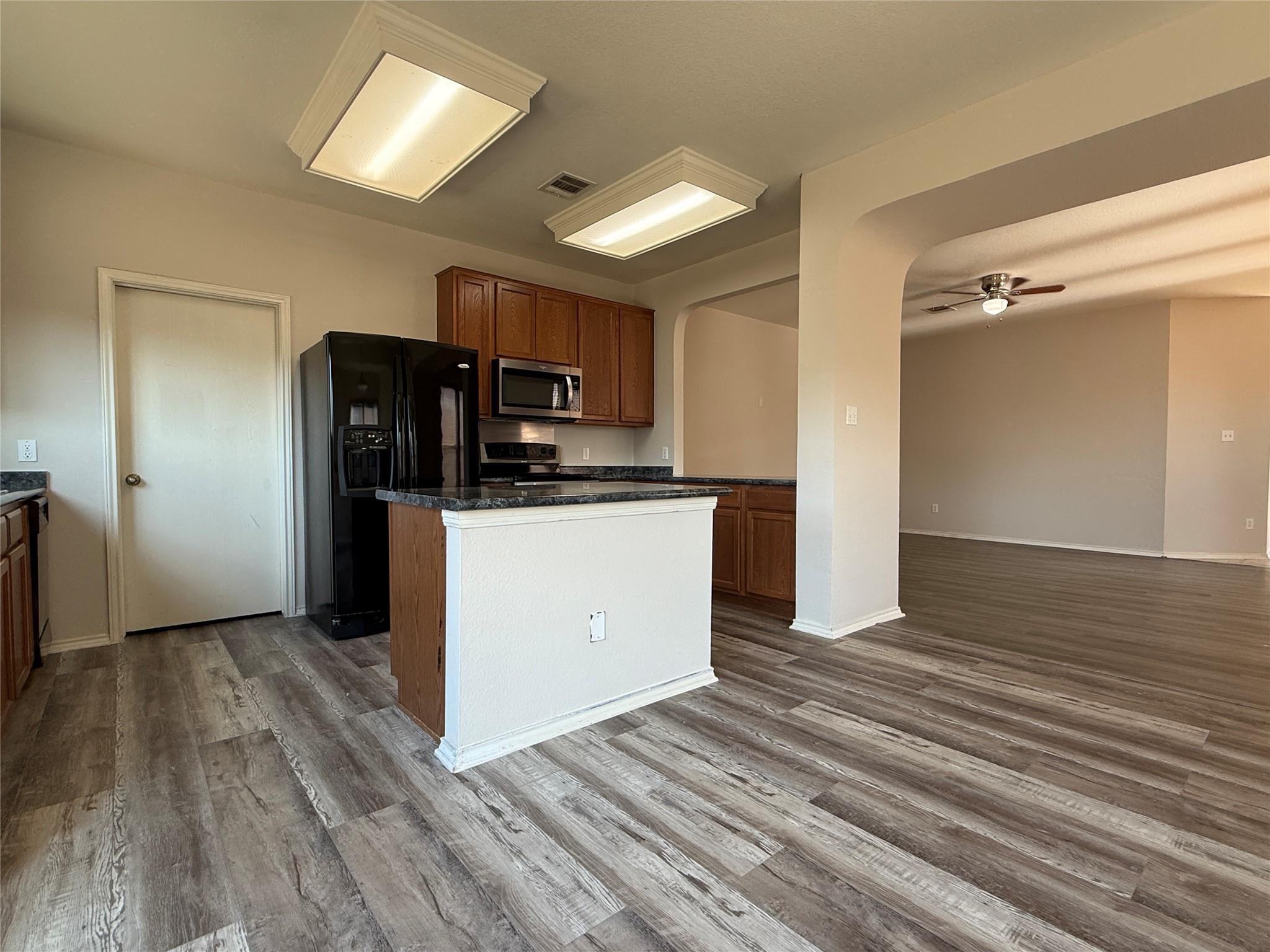 1722 E Mesa Park Cv Property Photo 8
