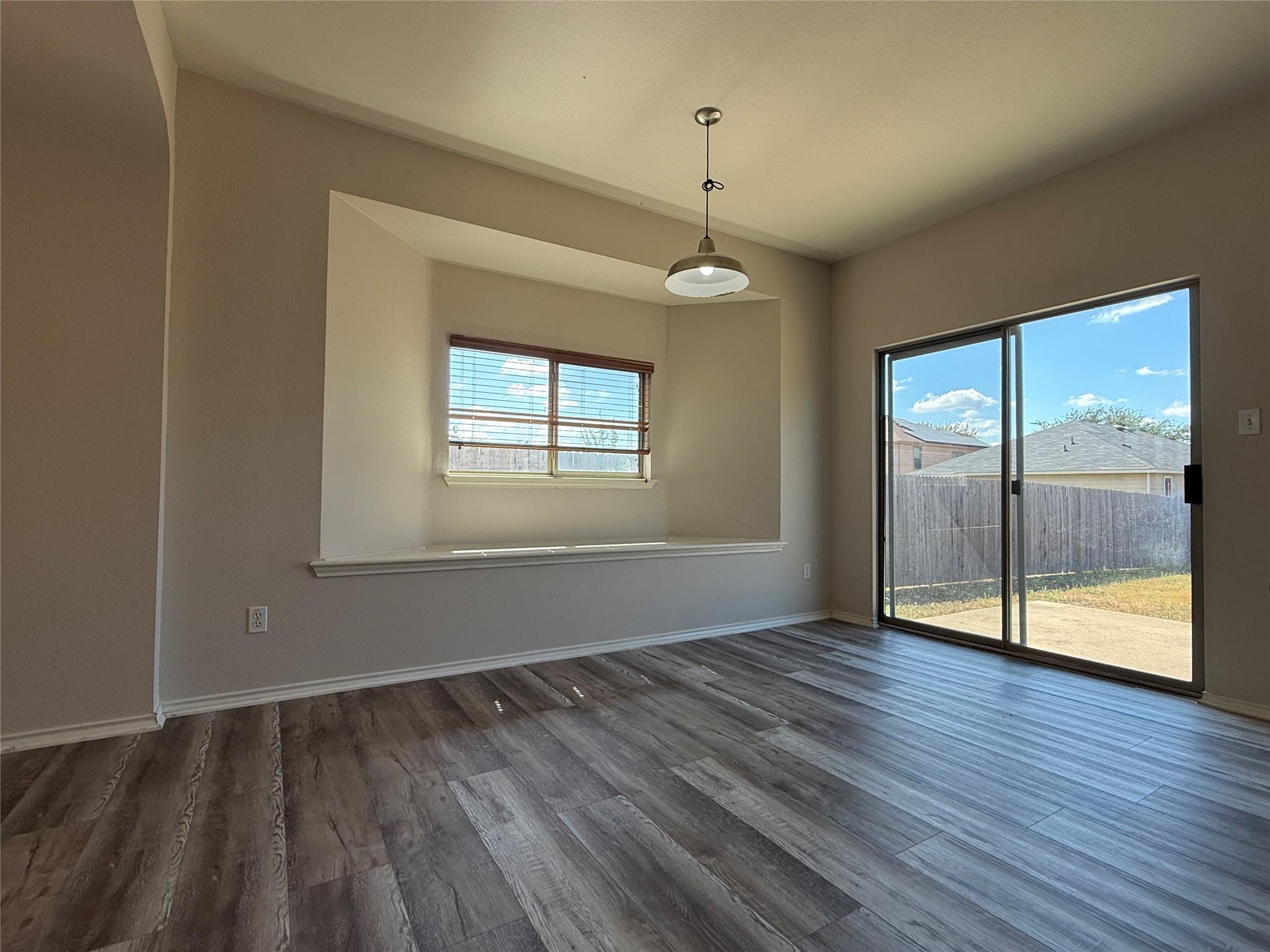 1722 E Mesa Park Cv Property Photo 9