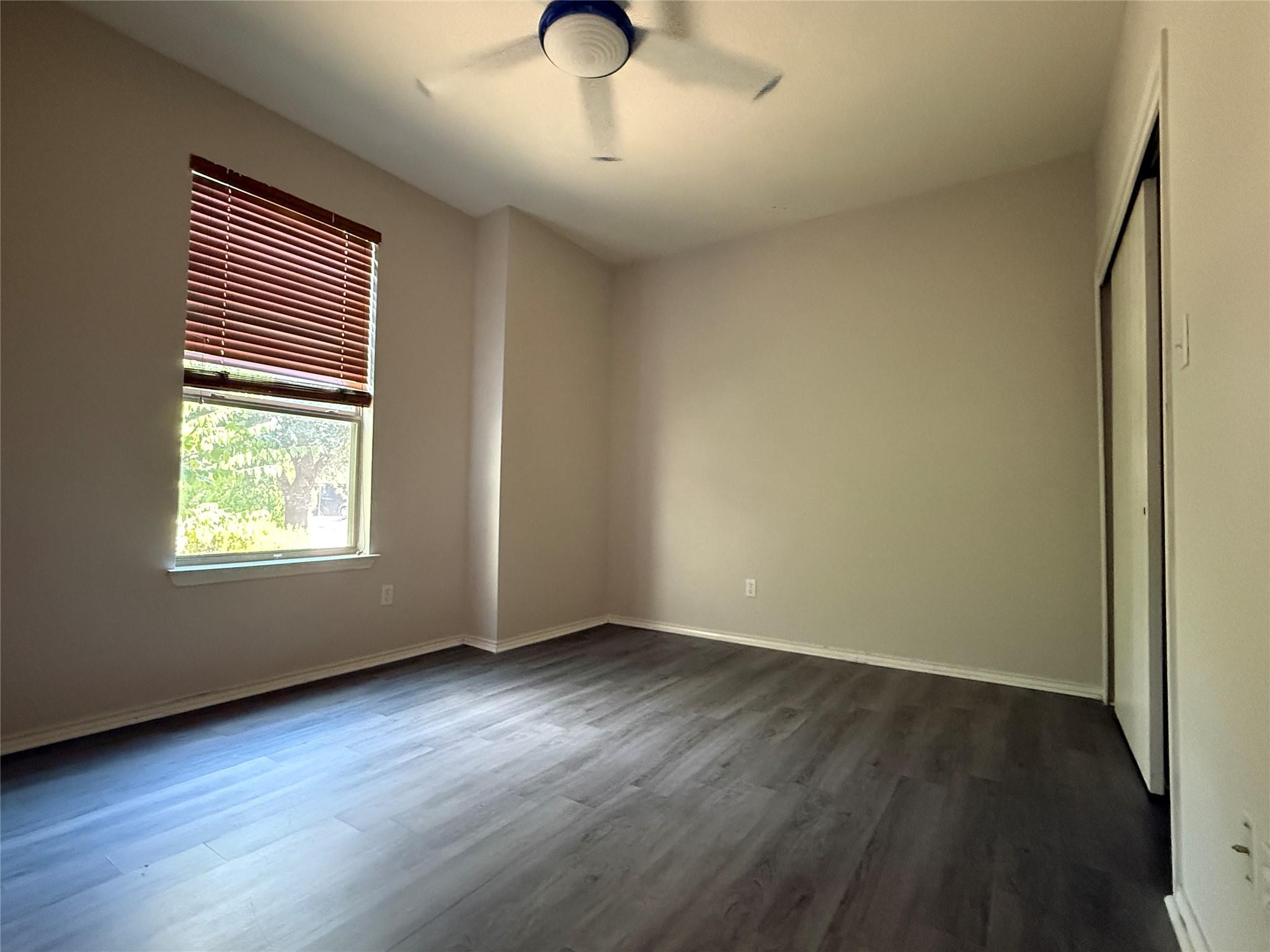 1722 E Mesa Park Cv Property Photo 11