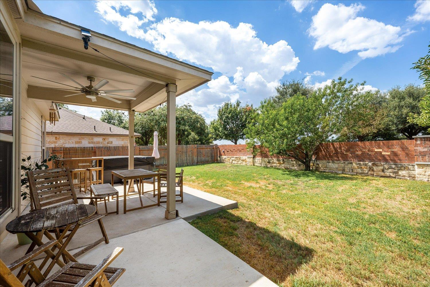 1101 April Meadows Loop Property Photo 24