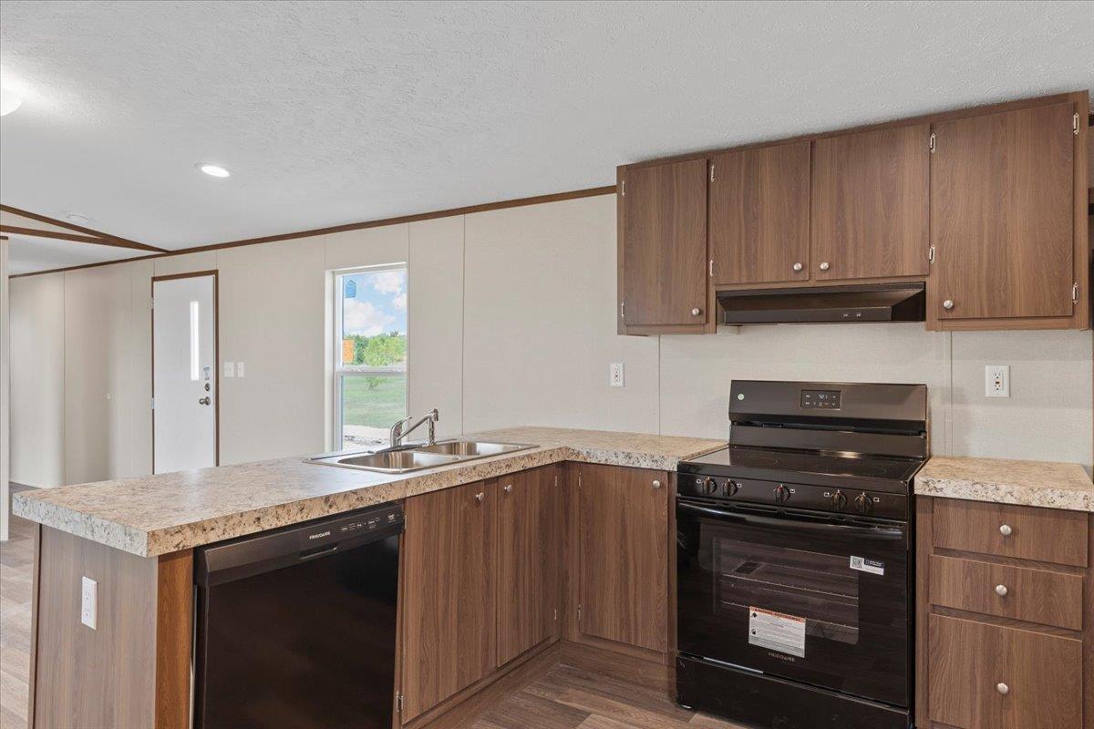 9231 Williamson Rd None Property Photo 25