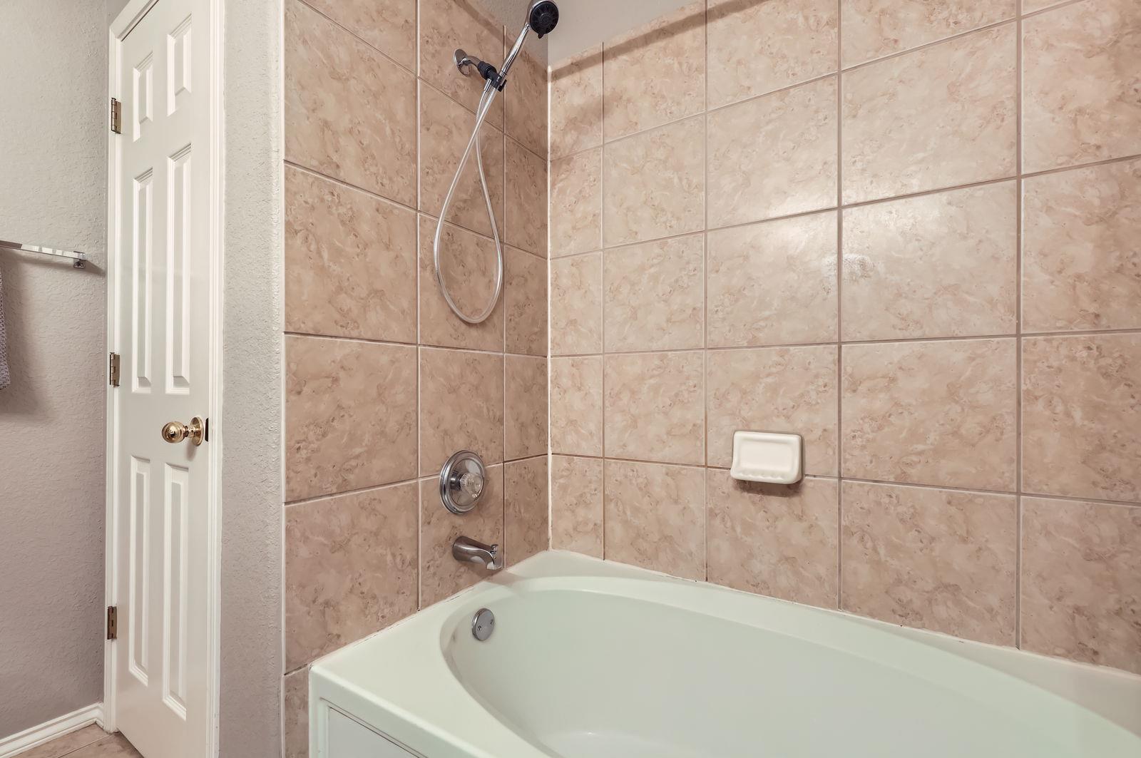 2632 Century Park Blvd 3 Property Photo 17