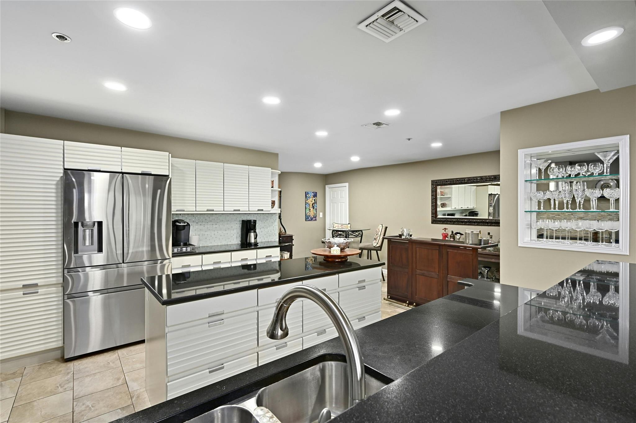 40 N Interstate Highway 35 None #8c1 Property Photo 7