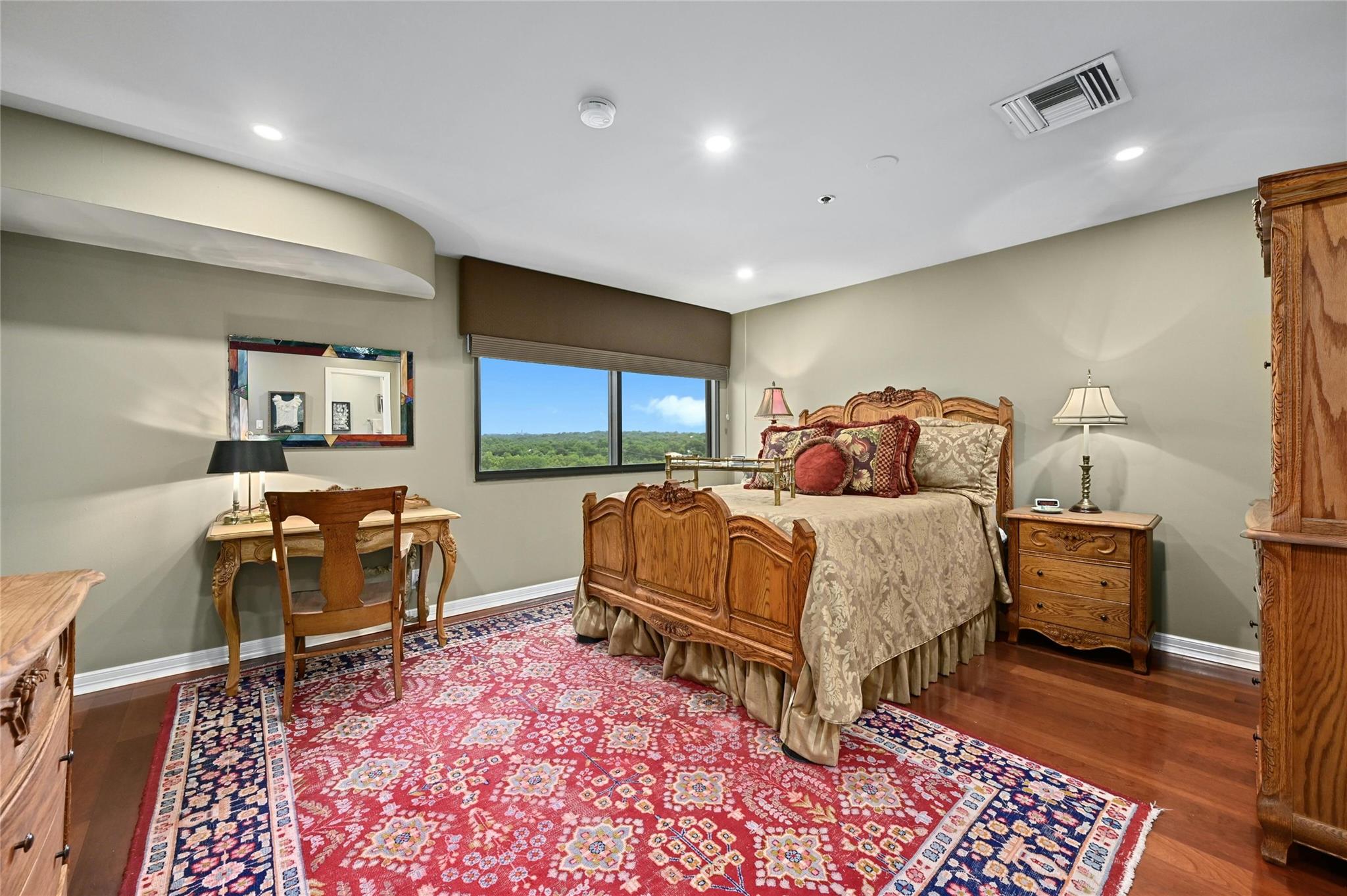40 N Interstate Highway 35 None #8c1 Property Photo 14
