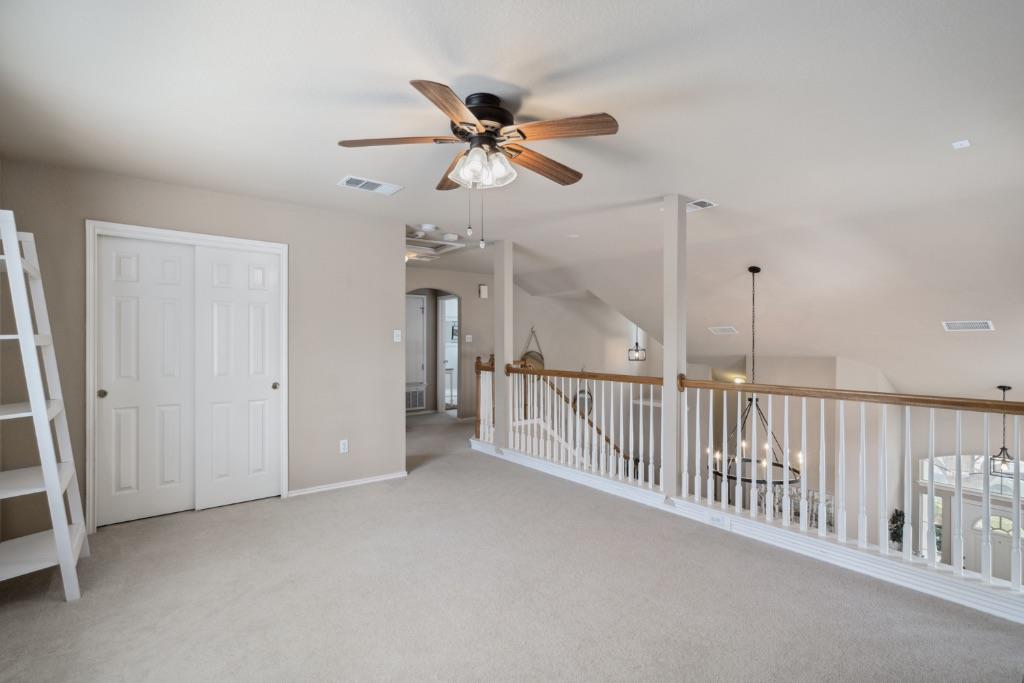 2913 Fleet Dr Property Photo 20