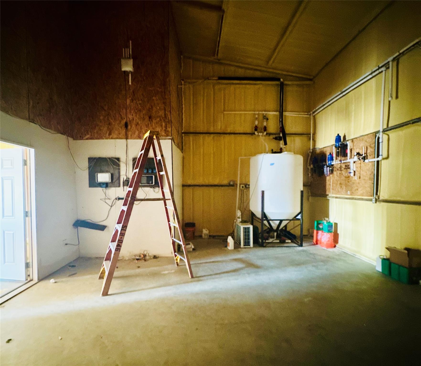 12500 S Us Hwy 183 None #b Property Photo 6