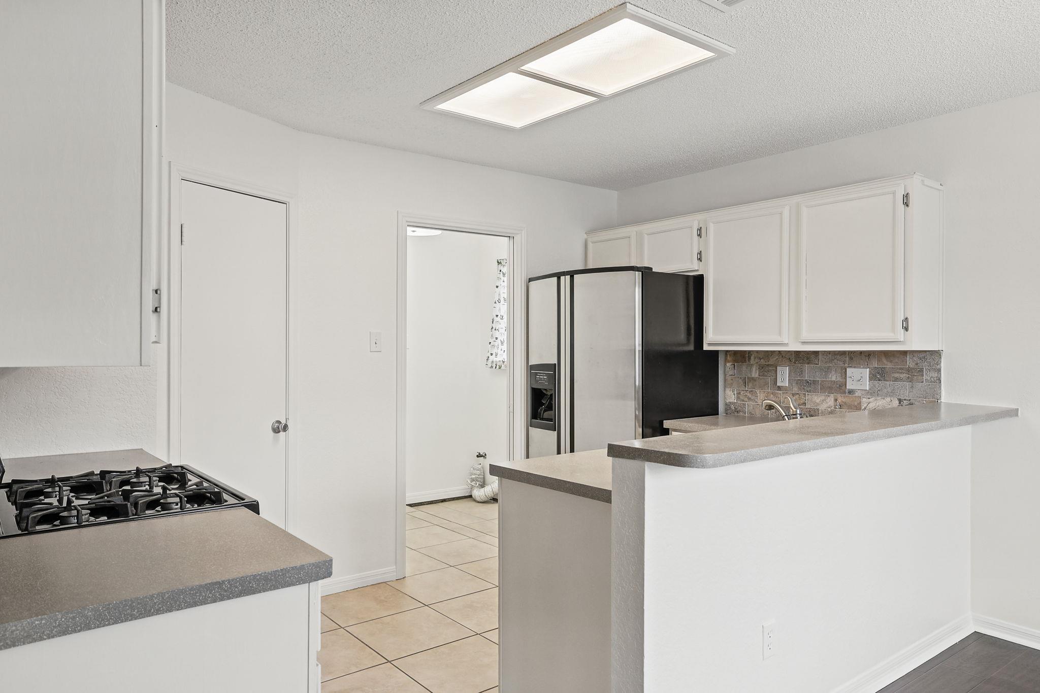 503 Dover Ln Property Photo 10